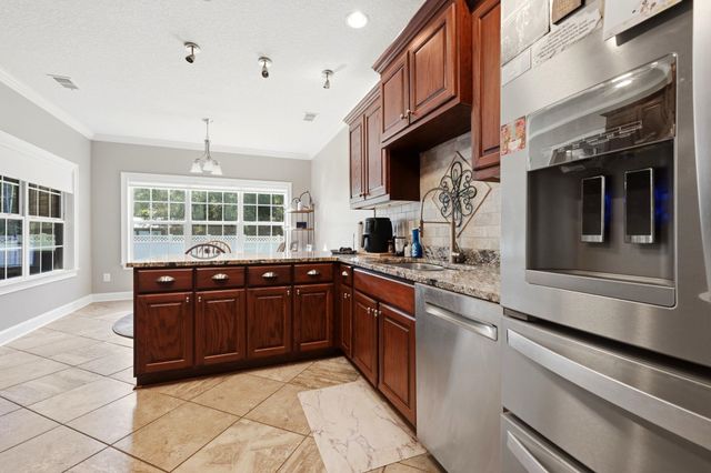 1071 Forest Dr., Conway, SC 29526