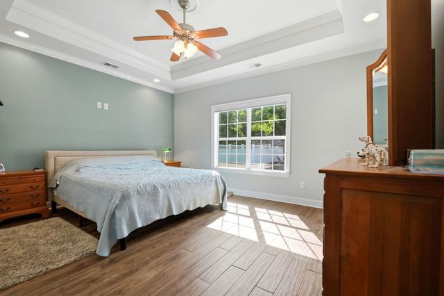 1071 Forest Dr., Conway, SC 29526