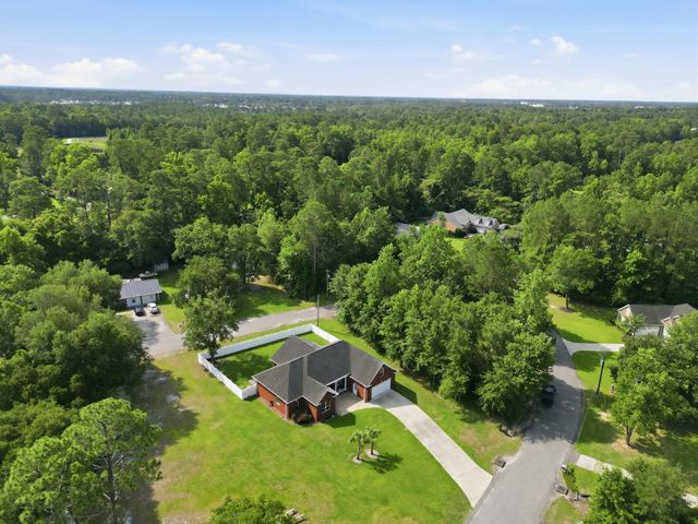 1071 Forest Dr., Conway, SC 29526