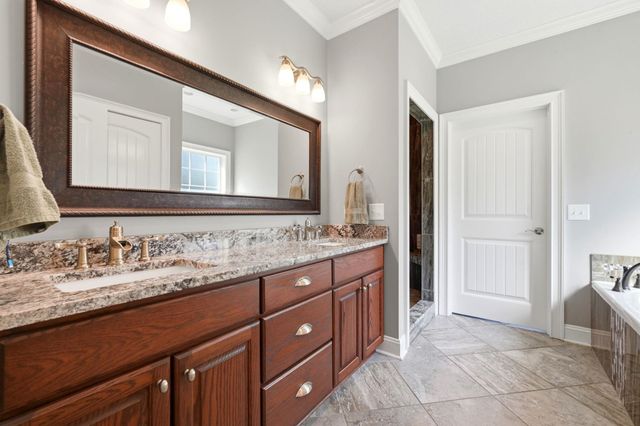 1071 Forest Dr., Conway, SC 29526