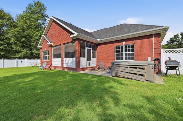 1071 Forest Dr., Conway, SC 29526