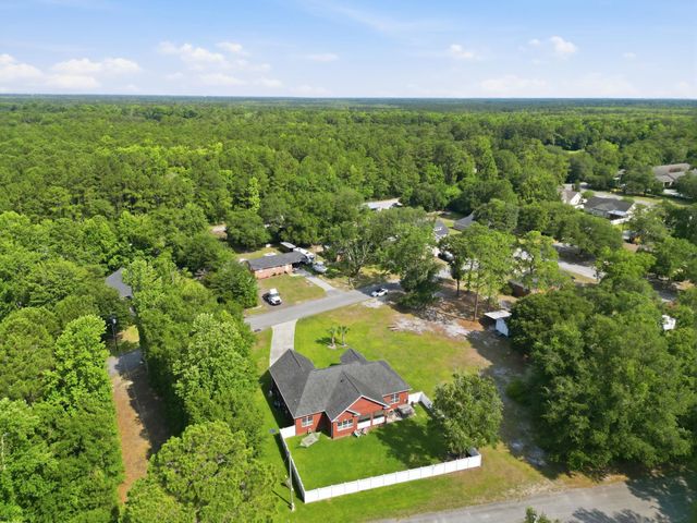 1071 Forest Dr., Conway, SC 29526