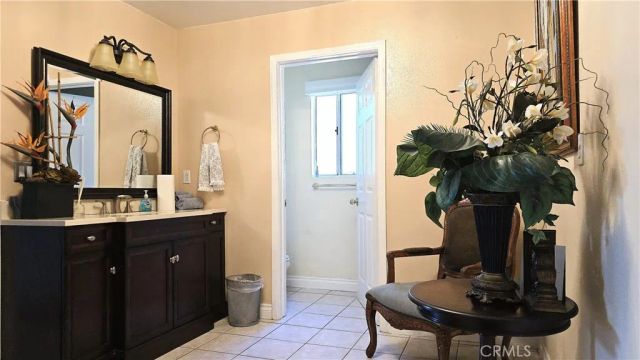 8467 Penfield Avenue, Winnetka, CA 91306