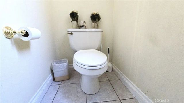 8467 Penfield Avenue, Winnetka, CA 91306