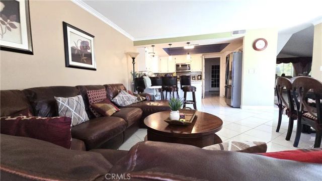 8467 Penfield Avenue, Winnetka, CA 91306