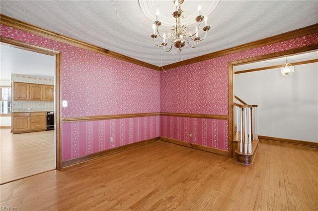 613 Royal Grant DR, Chesapeake, VA 23322