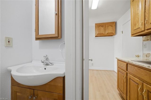 613 Royal Grant DR, Chesapeake, VA 23322