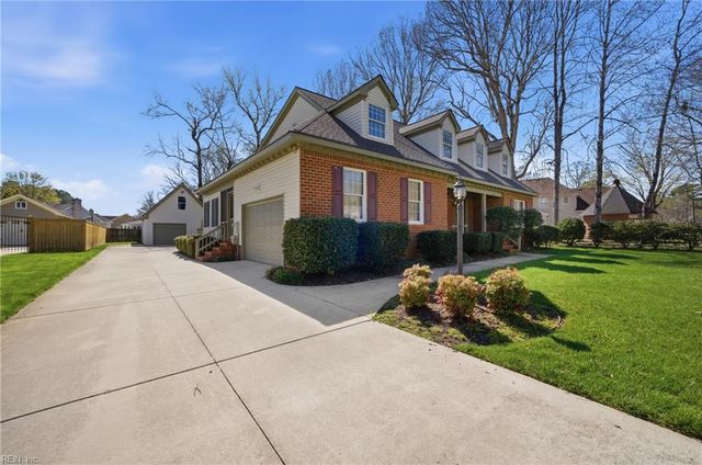 613 Royal Grant DR, Chesapeake, VA 23322