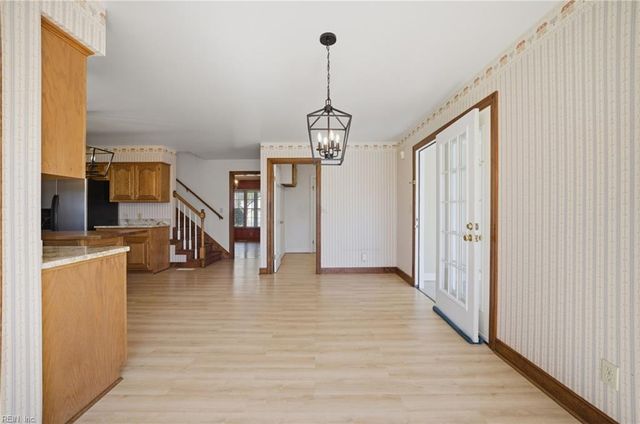 613 Royal Grant DR, Chesapeake, VA 23322