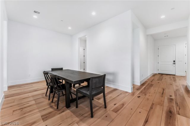 10239 Meandering Dell Avenue, Las Vegas, NV 89166