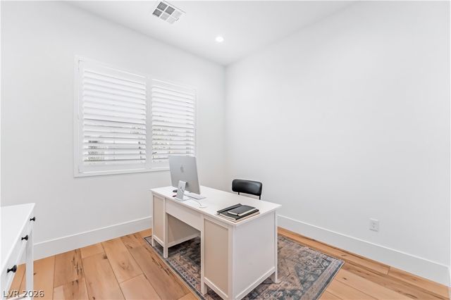 10239 Meandering Dell Avenue, Las Vegas, NV 89166