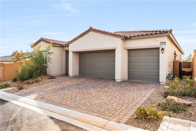 10239 Meandering Dell Avenue, Las Vegas, NV 89166