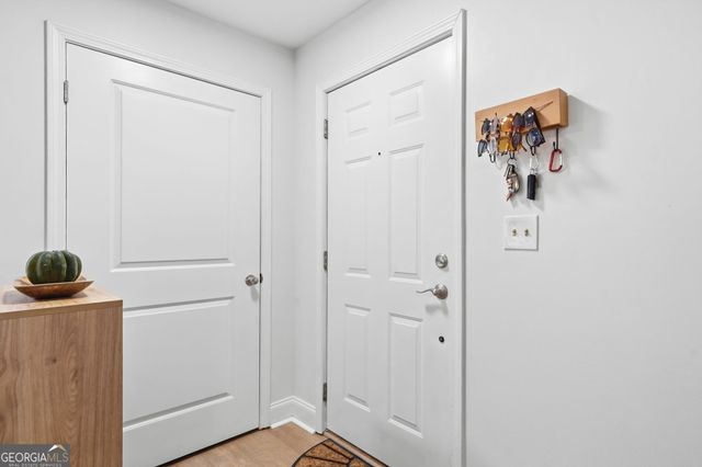 1106 Madison Lane SE, Smyrna, GA 30080