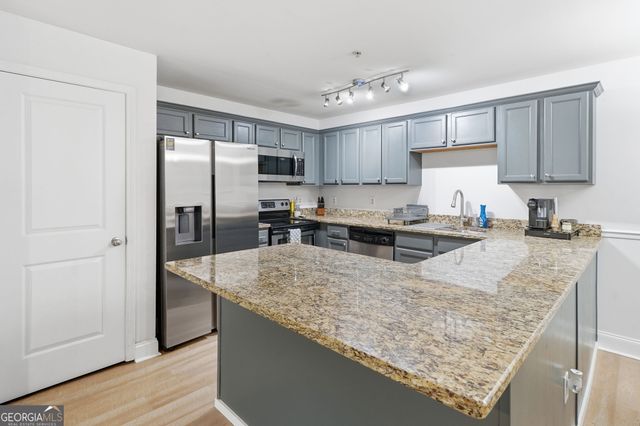 1106 Madison Lane SE, Smyrna, GA 30080