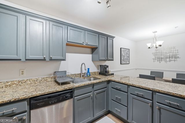 1106 Madison Lane SE, Smyrna, GA 30080