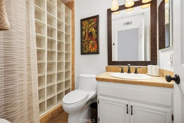 6 Cottage, Aliso Viejo, CA 92656