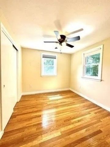 3 Pleasant Ct R, Medfield, MA 02052