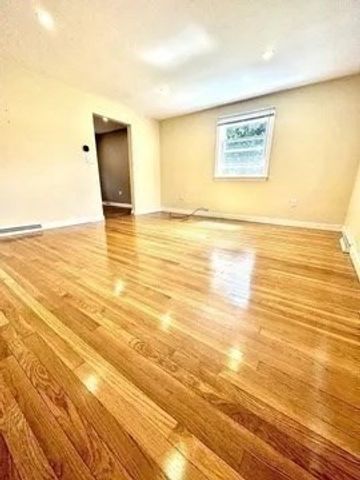 3 Pleasant Ct R, Medfield, MA 02052