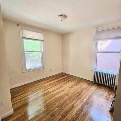 295 Newbury Street 5, Boston, MA 02115