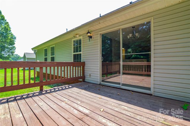 676 Rebecca Jane Drive, Mooresville, NC 28115