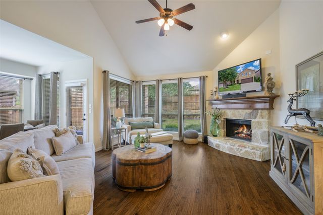 5204 Fringetree Drive, Mckinney, TX 75071