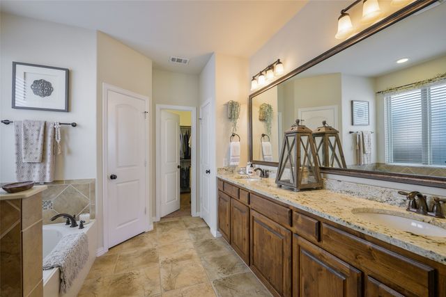 5204 Fringetree Drive, Mckinney, TX 75071