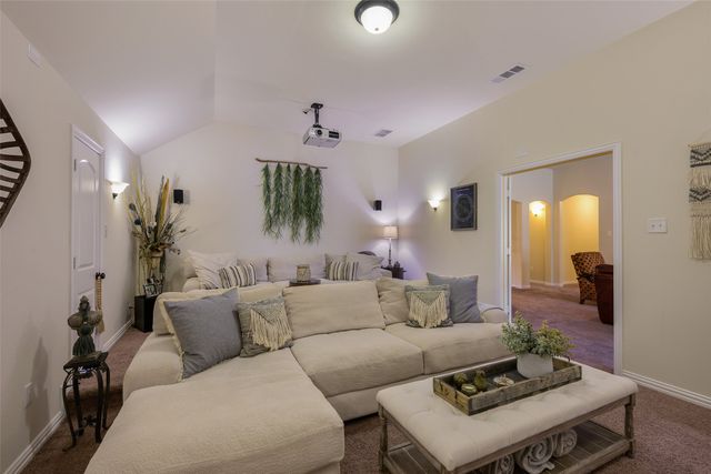5204 Fringetree Drive, Mckinney, TX 75071