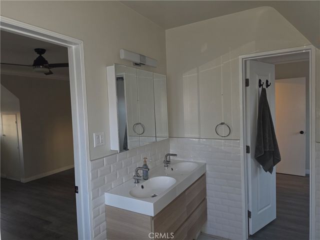 4034 Brighton Ave, Los Angeles, CA 90062
