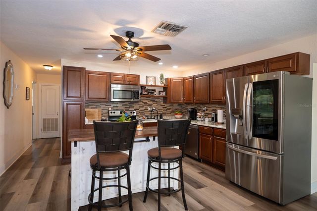 20963 E COLONIAL DRIVE, Christmas, FL 32709