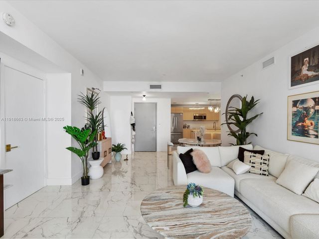 488 NE 18th St 4610, Miami, FL 33132