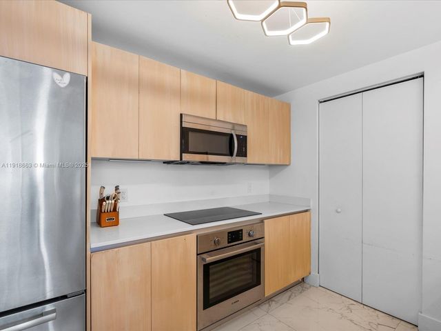 488 NE 18th St 4610, Miami, FL 33132