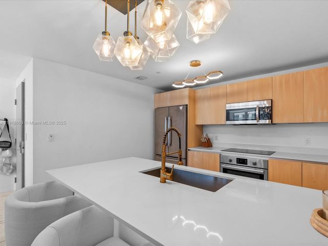 488 NE 18th St 4610, Miami, FL 33132