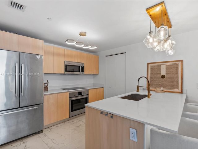 488 NE 18th St 4610, Miami, FL 33132