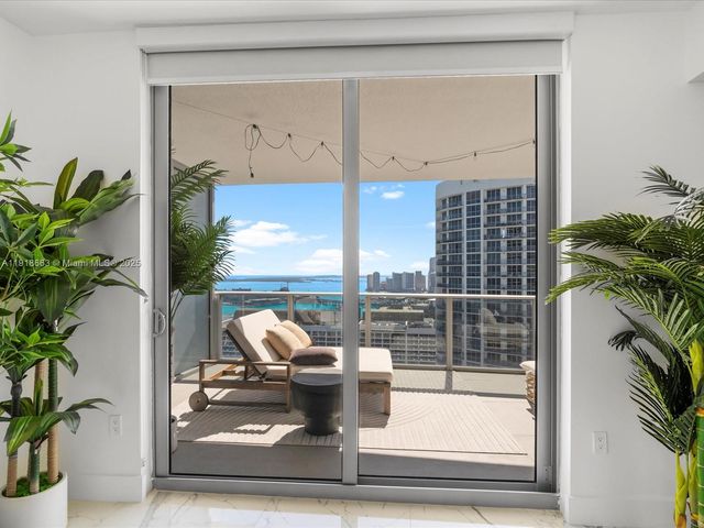 488 NE 18th St 4610, Miami, FL 33132