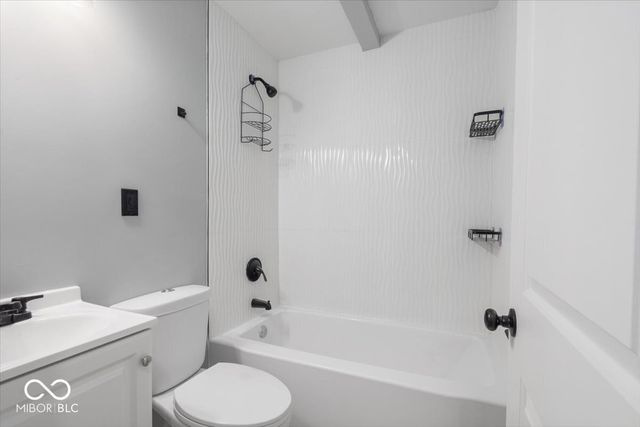 1425 Sharon Avenue, Indianapolis, IN 46222