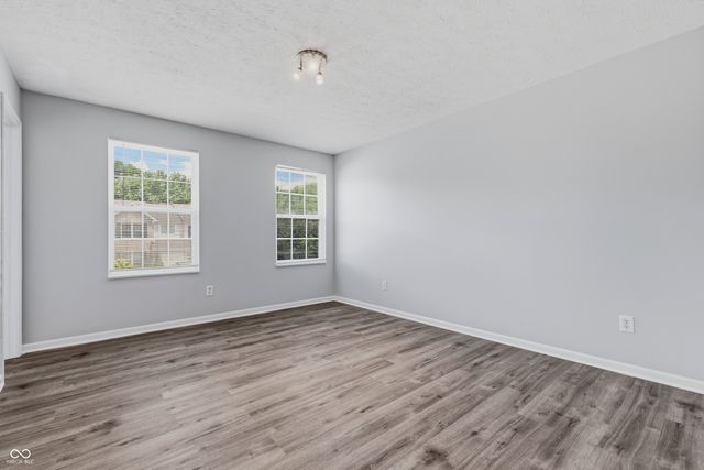 8931 Nest Way, Indianapolis, IN 46231