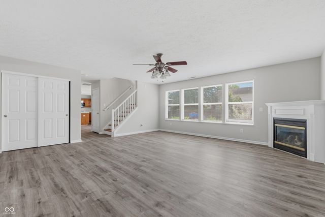 8931 Nest Way, Indianapolis, IN 46231