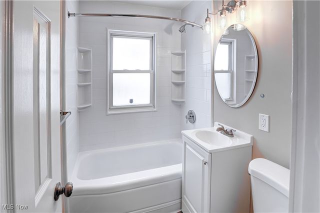 1624 Douglas Road, Wickliffe, OH 44092