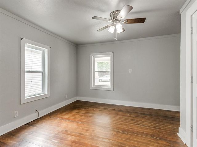 1214 W Logan, Guthrie, OK 73044