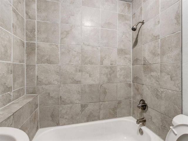 1214 W Logan, Guthrie, OK 73044