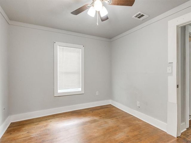 1214 W Logan, Guthrie, OK 73044