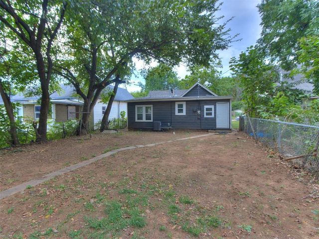 1214 W Logan, Guthrie, OK 73044