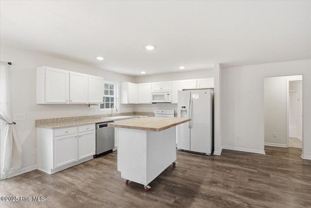 195 The Meadows Way, Jackson Springs, NC 27281