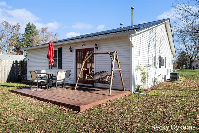 5738 Mount Vernon Avenue, Portage, MI 49024