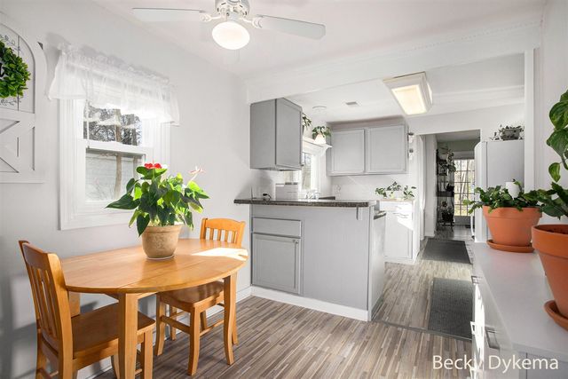 5738 Mount Vernon Avenue, Portage, MI 49024