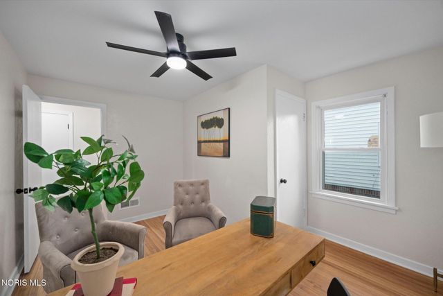 2360 Cheltenham Road, Toledo, OH 43606