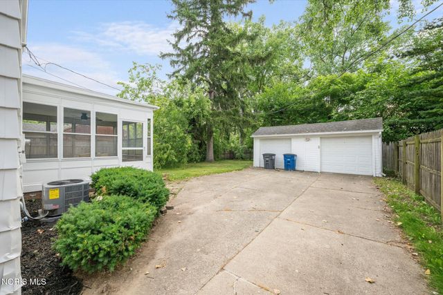 2360 Cheltenham Road, Toledo, OH 43606