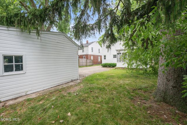 2360 Cheltenham Road, Toledo, OH 43606
