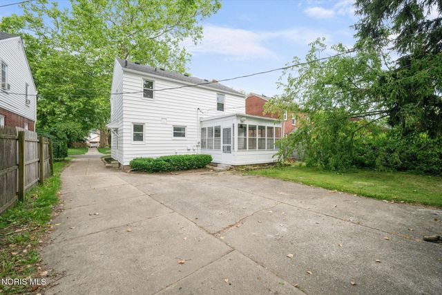2360 Cheltenham Road, Toledo, OH 43606