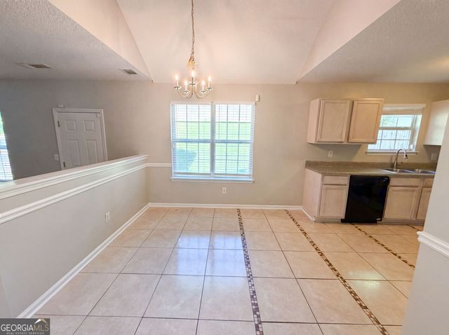 3045 Stonebridge Creek Drive, Lithonia, GA 30058